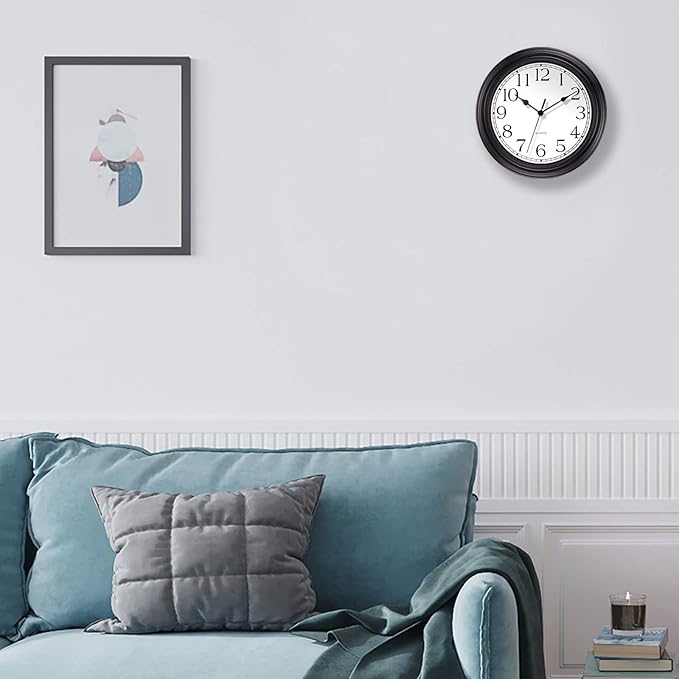 Foxtop Silent Non-Ticking Round Classic Clock Retro Quartz Decorative Battery Operated Wall Clock for Living Room Kitchen Home Office (12 Inch, Black)