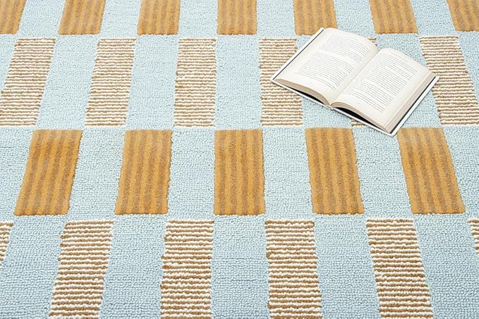 Hand-Tufted Wool Rug with Scalloped Edges, Light Blue Plaid Pattern, Cozy Soft Area Rug for Living Room, Bedroom, and Nursery, Handmade Modern Accent Rug, 3x5 Ft