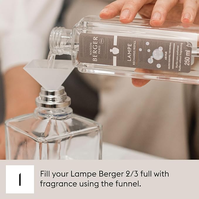 MAISON BERGER Pumpkin Spice – Home Fragrance Refill, 1L (33.8 Fluid Ounces) Warm Autumn Aroma – Air Purifier for Lampe Berger Diffuser – 160 Hrs of Cozy Seasonal Scent