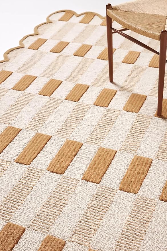 Hand-Tufted Wool Area Rug with Scalloped Edges, Neutral Beige Plaid Pattern, Cozy Soft Accent Rug for Living Room, Bedroom, and Nursery, Handmade Decorative Carpet, 6x6 Ft (Square)